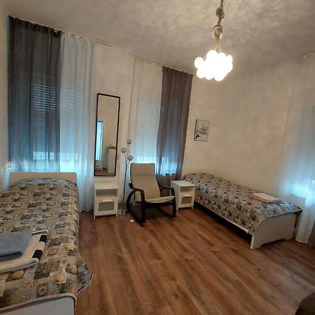 Gaestewohnung Mit Kueche Magdeburg An Der Elbe Exteriör bild