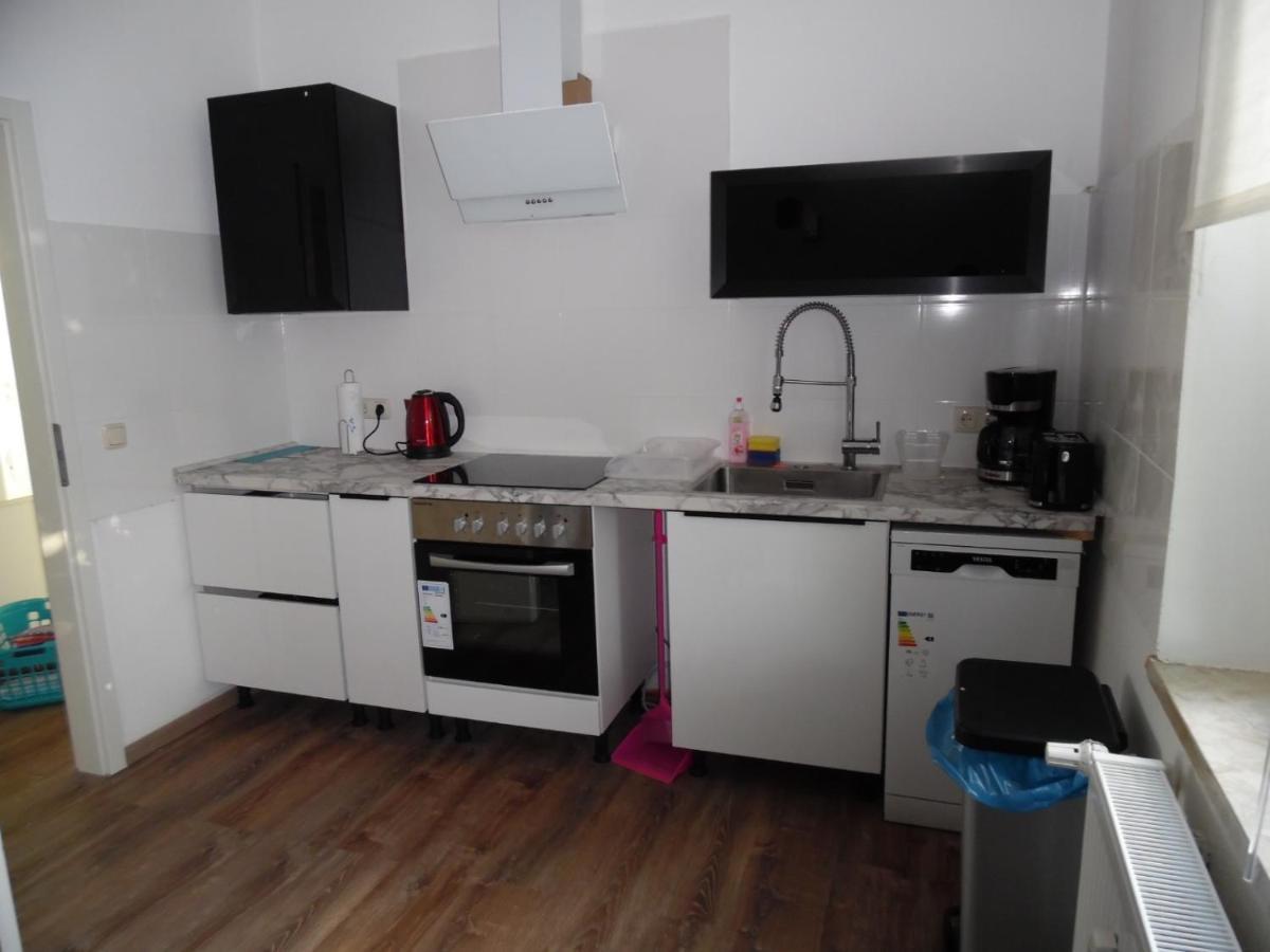 Gaestewohnung Mit Kueche Magdeburg An Der Elbe Exteriör bild
